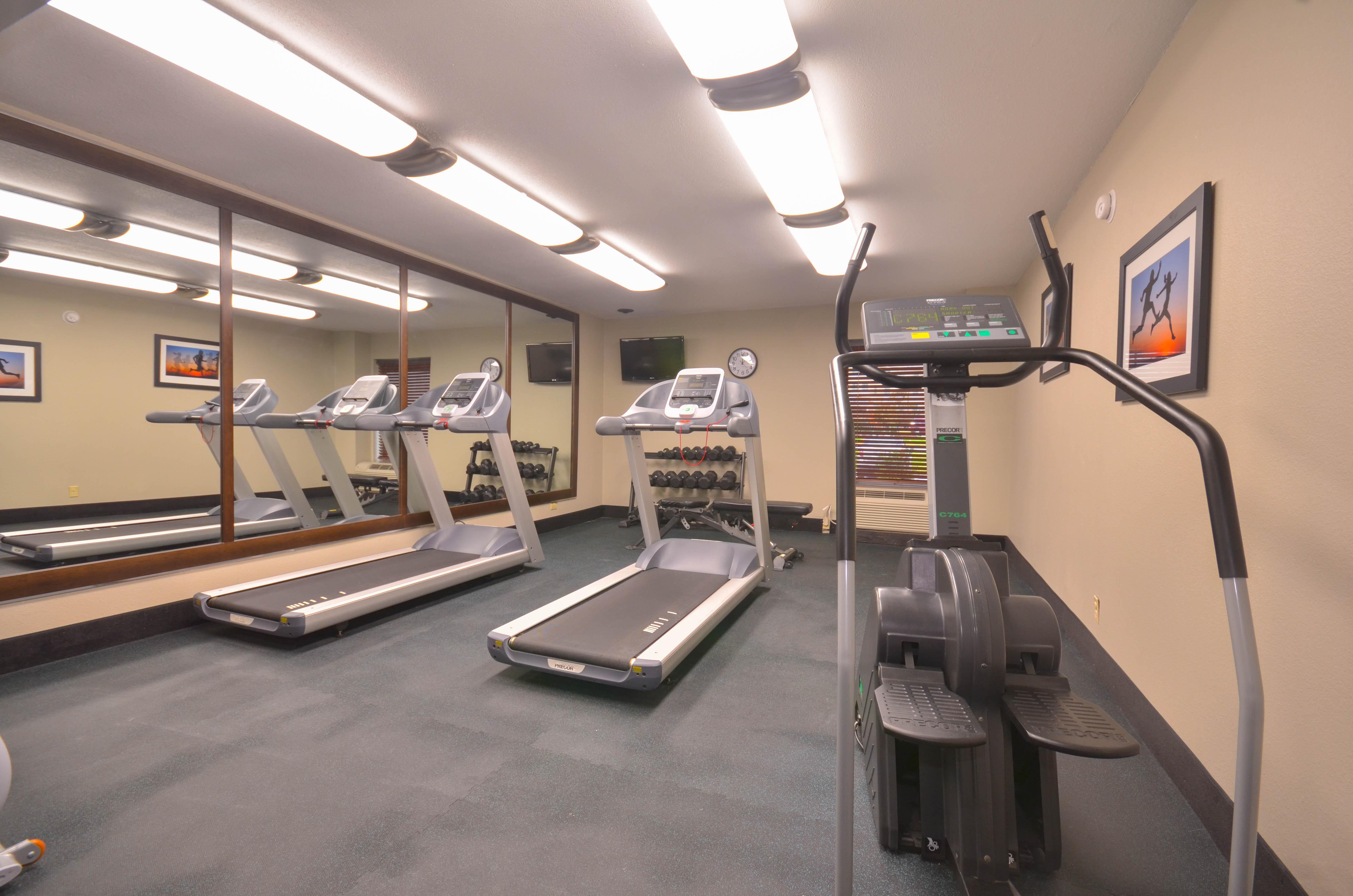 Holiday Inn Express & Suites Fayetteville University Of Arkansas Area By Ihg Buitenkant foto